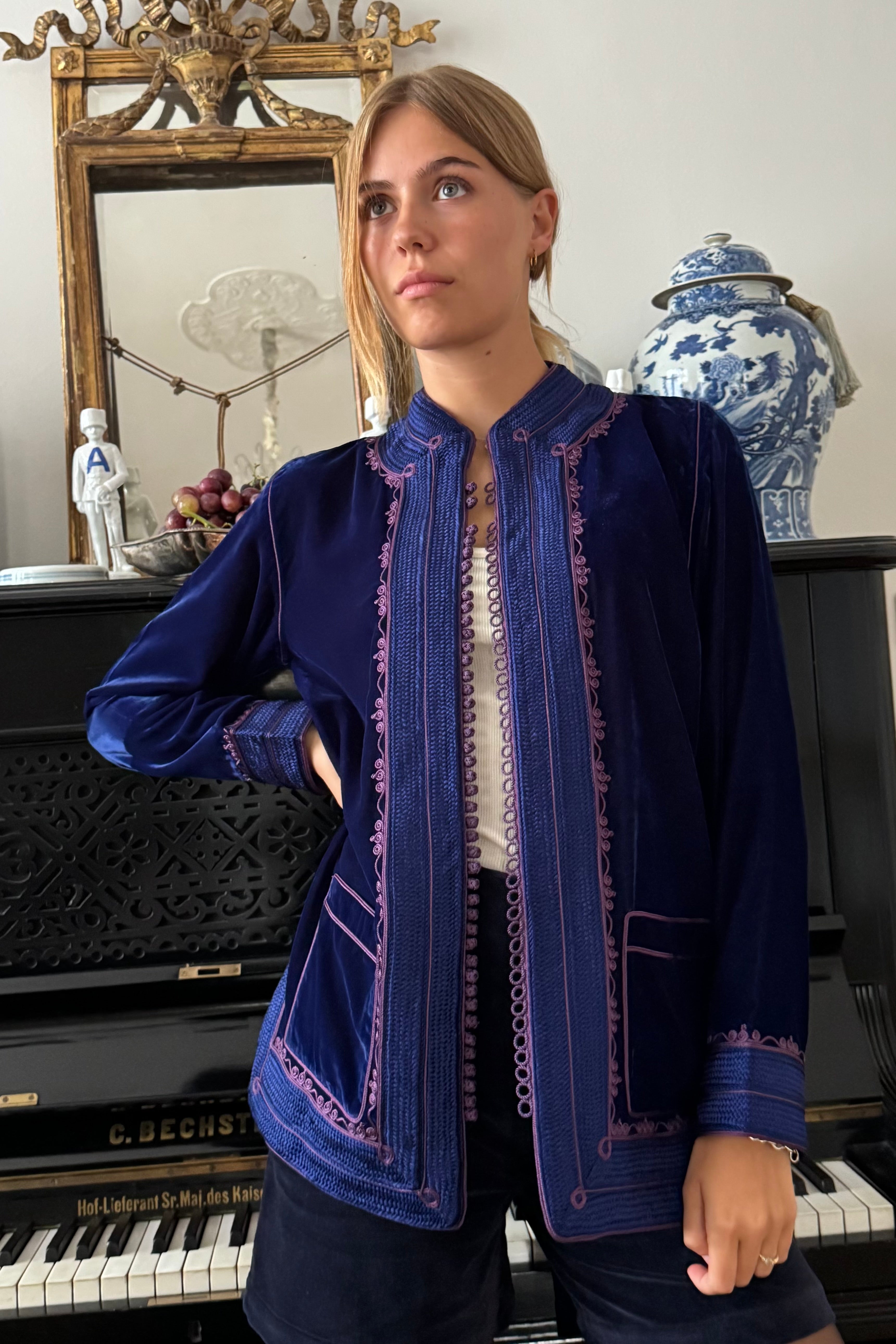 Velvet Jacket Serafina
