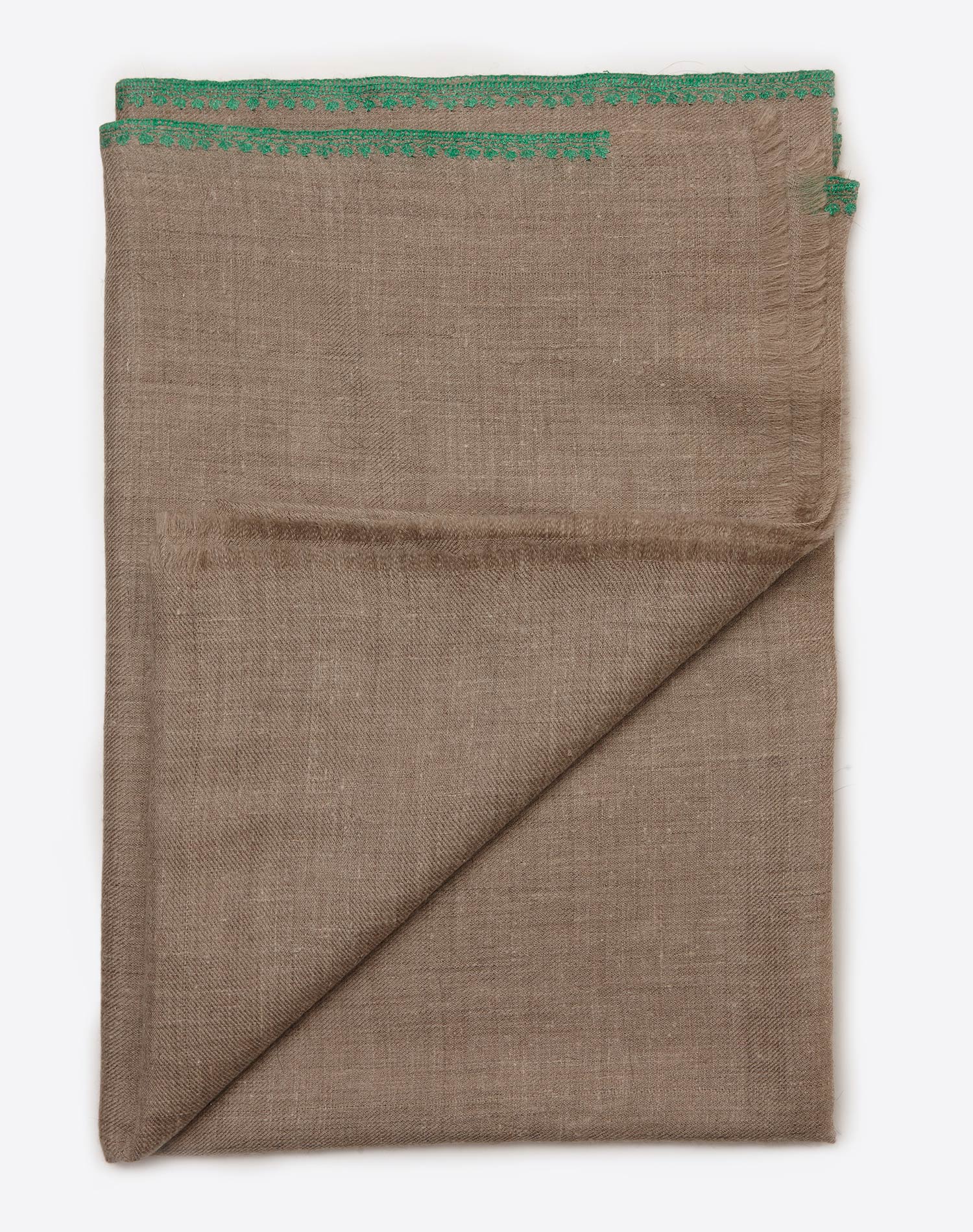 SUHANA by YASBÏS Embroidered Cashmere Scarf natural/green